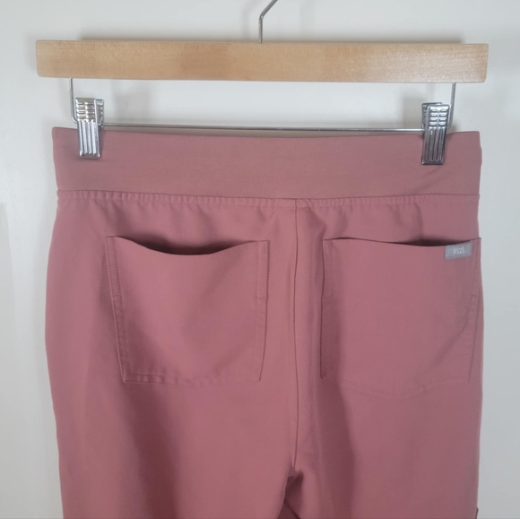 FIGS Pink Technical Collection Jogger Comfortable Scrubs Size XS - Picture 8 of 9